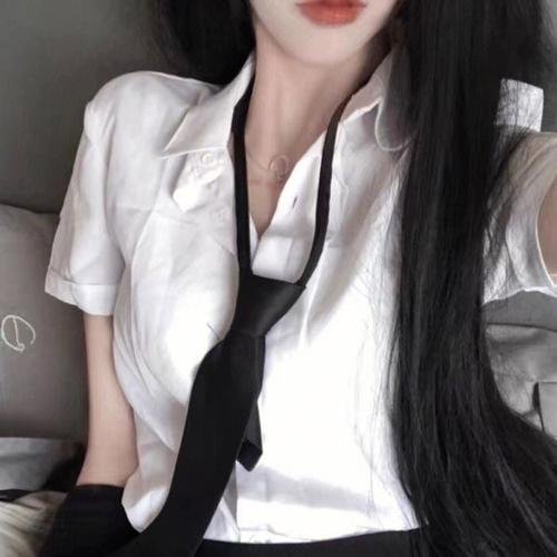 丑小鸭天鹅